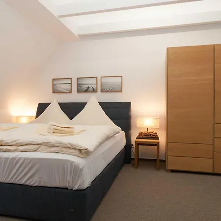 Haus Emilia App Leuchtturm * Hörnum